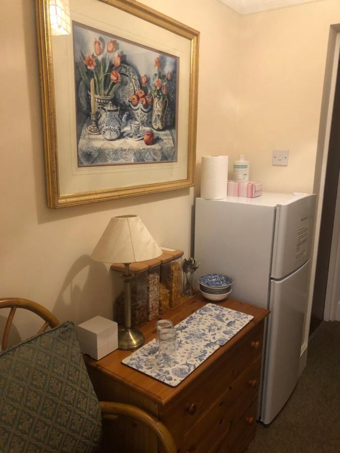 Auplands En-Suite Rooms リミントン エクステリア 写真